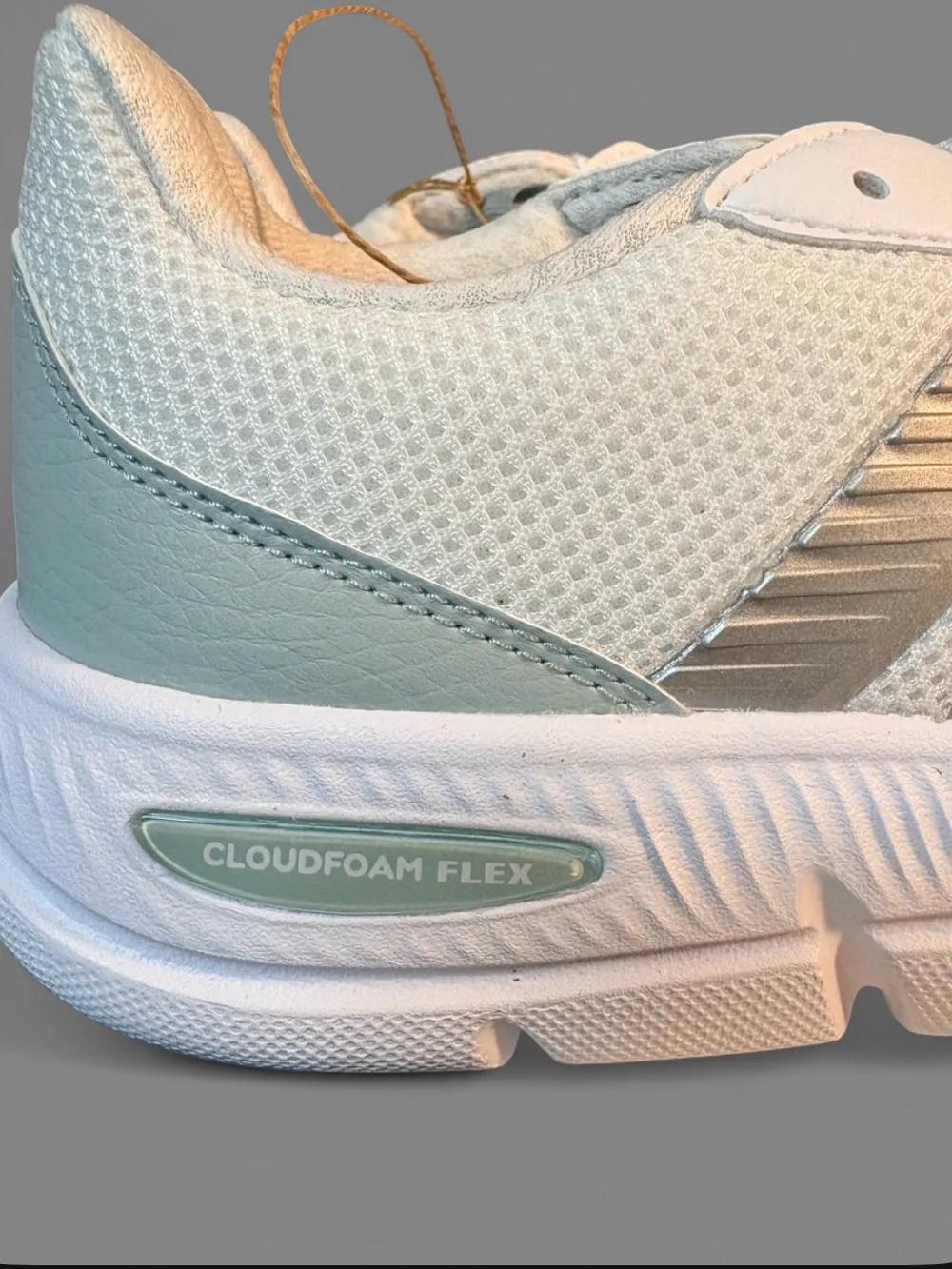 Lightweight Women's White Athletic Sneakers
